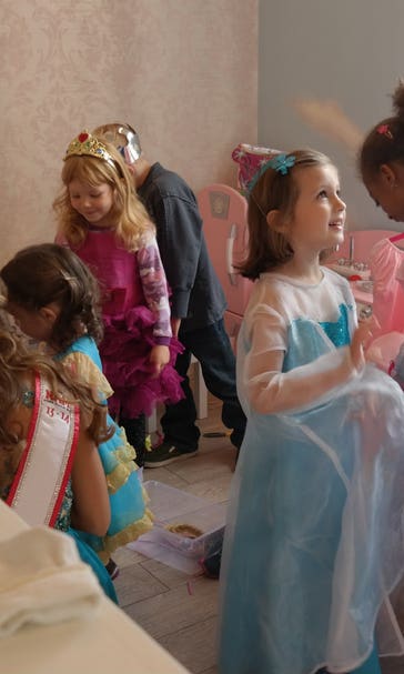Lady Jackets open Princess Room at Ronald McDonald House Charities